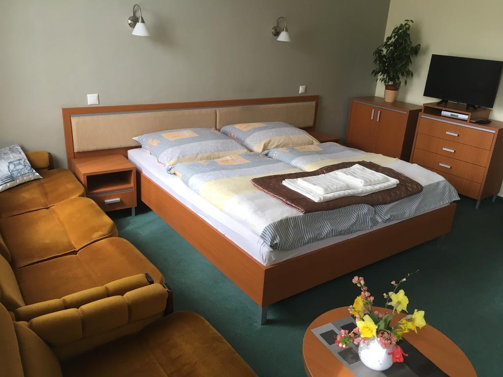 Apartman Darmon Piest'any Dış mekan fotoğraf